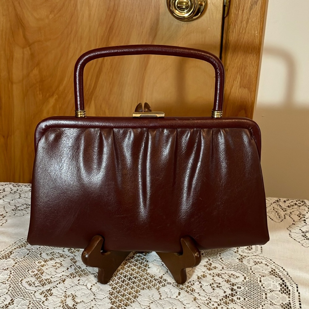 Ande’ clutch or handbag